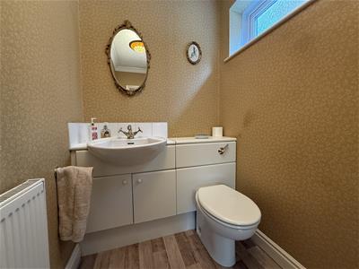 Picture 4